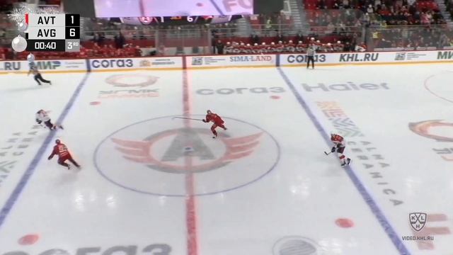 Владимир Эдуардович Ткачёв ? кладет первый хет-трик в карьере! смотреть онлайн