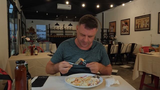 Обзор Res Beefsteak. Не-стейки в стейковом ресторане! смотреть онлайн
