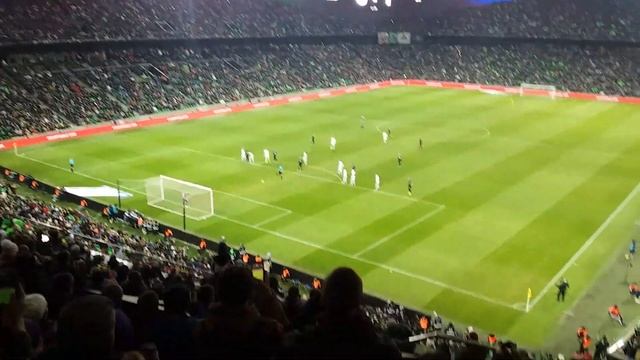 Гол Ари в ворота ЦСКА (1:1) смотреть онлайн