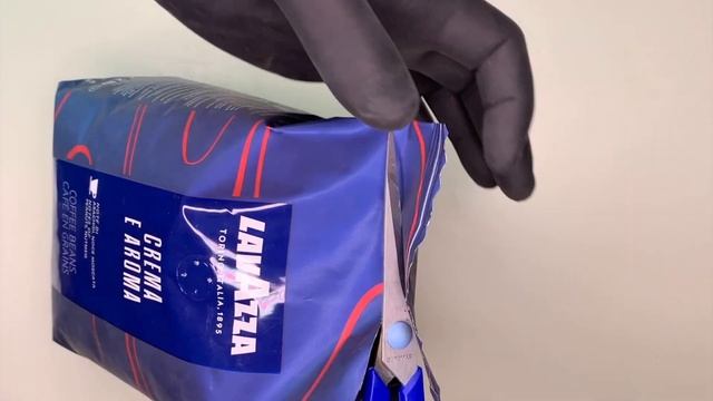 Кофе в зернах Lavazza Crema e Aroma 1кг смотреть онлайн