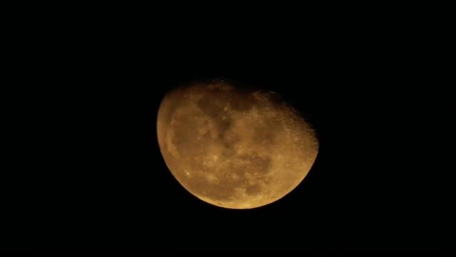 Look Closer To The Moon Day & Night By Samsung WB2200F Camera смотреть онлайн