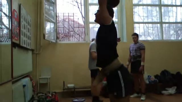 Вова Липатов толчек 5 минут 28 кг гири 50 раз смотреть онлайн