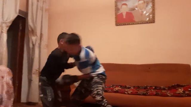 Коля.82.мои сыновья.ахылбек и алибек смотреть онлайн