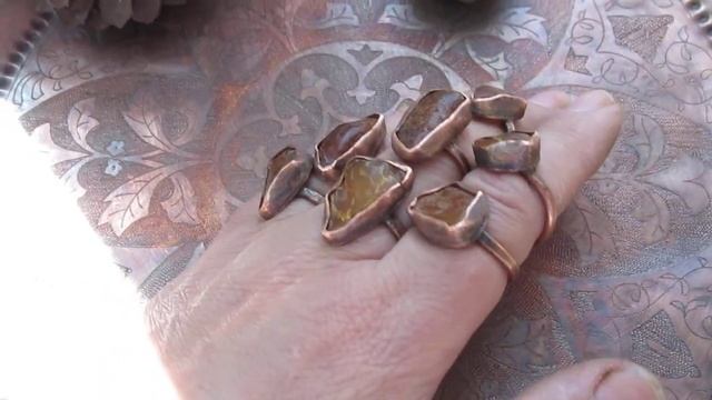 Медные перстни ручной работы с необработанным янтарём, янтарные украшения, подарок на медную свадьб смотреть онлайн
