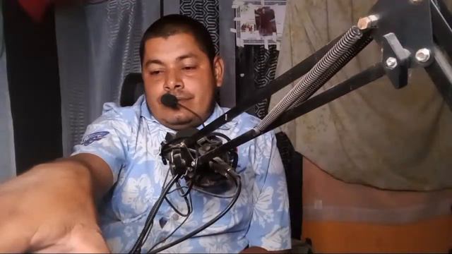 a salir a saludar nuestra audiencia en mi canal смотреть онлайн