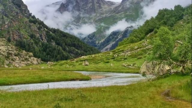 Оставшись одна она думала что жизнь рухнула, но однажды к её дому подъехал дорогой автомобиль смотреть онлайн