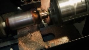 Проточка коллектора ротора