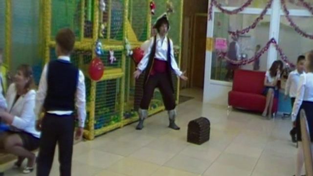 последний звонок 1 А !.mp4 смотреть онлайн