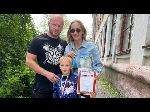 Шлеменко Святослав на первенстве города Омска . Жесткая Борьба !!! смотреть онлайн