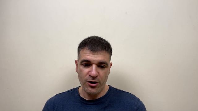 Vídeo Eloy Moreno (Día del libro IES Juan de Padilla) смотреть онлайн