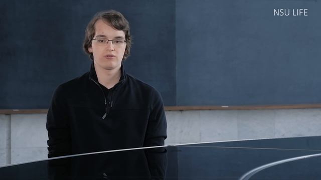 Первокурсники физфака НГУ о том, что такое синхротроны смотреть онлайн