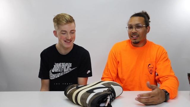 TRAVIS SCOTT Air Jordan 1 High (REAL vs FAKE) смотреть онлайн