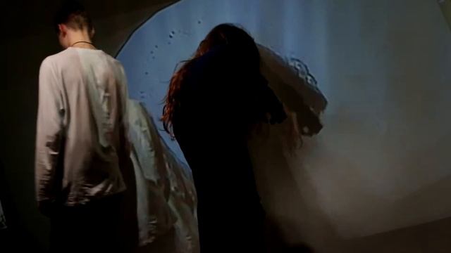 Безумие. 2Д Перфоманс на музыку Шнитке. Спонтанные танцы. смотреть онлайн