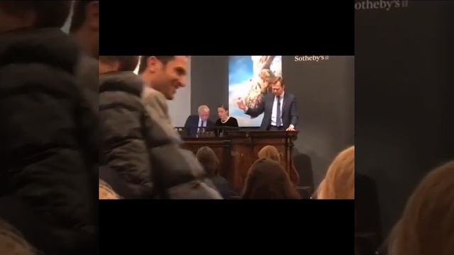 Бэнкси встроил шредер в раму картины смотреть онлайн