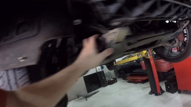 PORSCHE CAYENNE COM BARULHO DE SUSPENSÃO? ESSA DICA PODE TE SALVAR BONS $$$$ смотреть онлайн