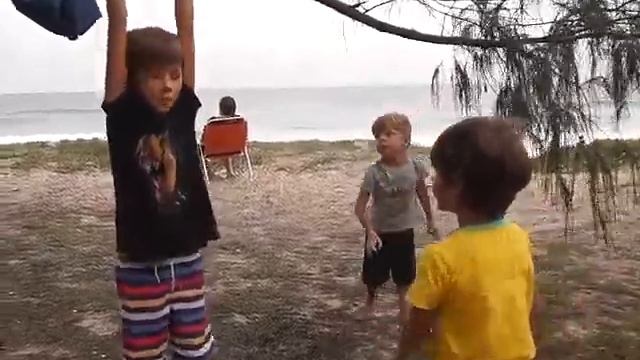 Пляжи Бразилии. Мозамбик. Остров Санта-Катарина смотреть онлайн