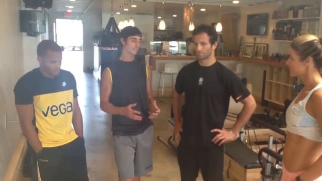 Jasmine Sharp of formula interviews the PROs Mike Zigomanis, Brendan Brazier & FLO Jerry Randolph смотреть онлайн