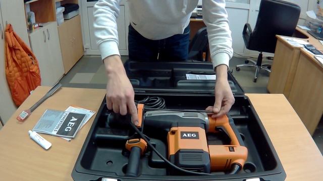 Перфоратор AEG KH 5 E смотреть онлайн