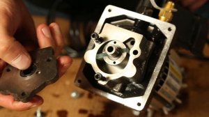 Обзор вакуумных насосов: одноступенчатые и двухступенчатые. FAVORCOOL