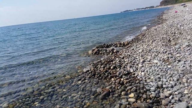 Море, Пляж - Солоники Лазаревский р-он Сочи в сентябре 04.09.2020. Отдых на Черноморском побережье смотреть онлайн