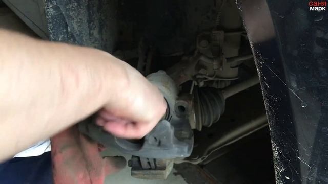 Опель астра H замена передних колодок, сухие направляющие