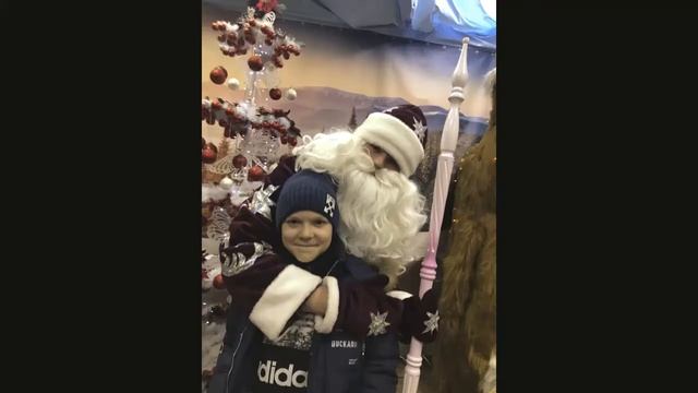 Экскурсия на фабрику елочных игрушек) смотреть онлайн