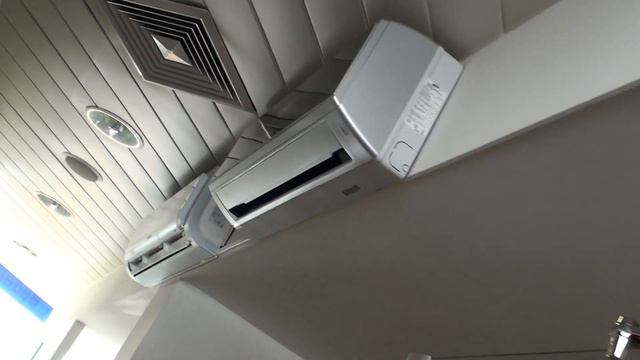 DOUCHOBAD-TV: Marco presenteert het uitgebreid gamma verwarming en airco смотреть онлайн