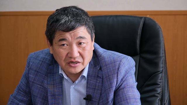 Интервью с главой Иволгинского района Виктором Очировым смотреть онлайн