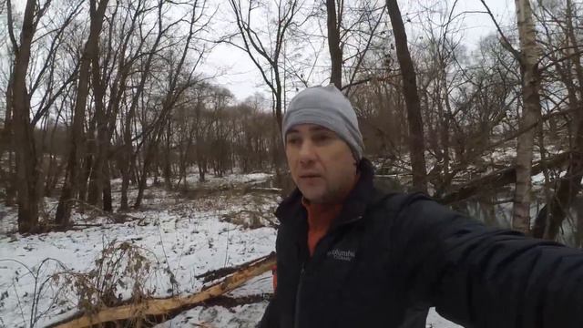 Зимний спиннинг. Прогулки по малой реке в январе. смотреть онлайн