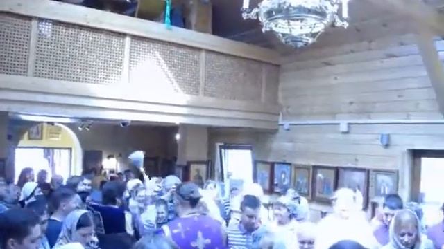 Малое освящение воды и меда 14 08 2016 смотреть онлайн