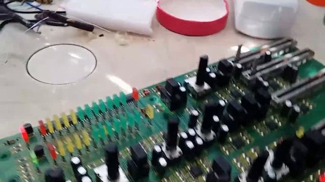 Behringer Eurorack 2004a Repair Part 1