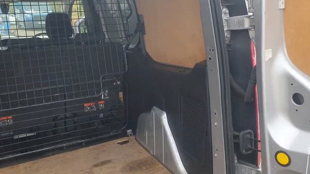 FORD TRANSIT CONNECT 1.5 6 DOORS HF18OAB смотреть онлайн