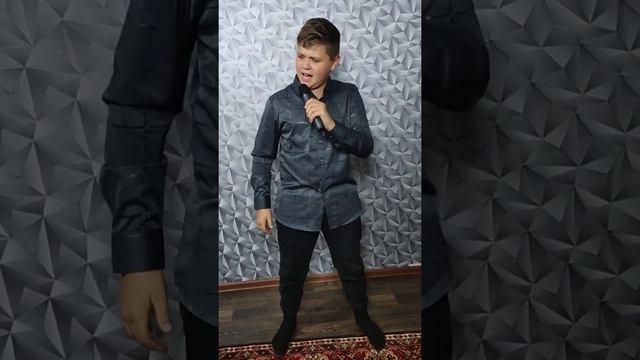 Я милого узнаю по походке смотреть онлайн
