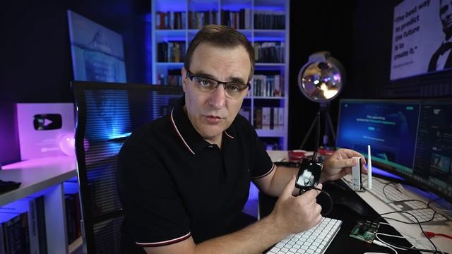 WiFi hacking with a Raspberry Pi and Parrot OS смотреть онлайн