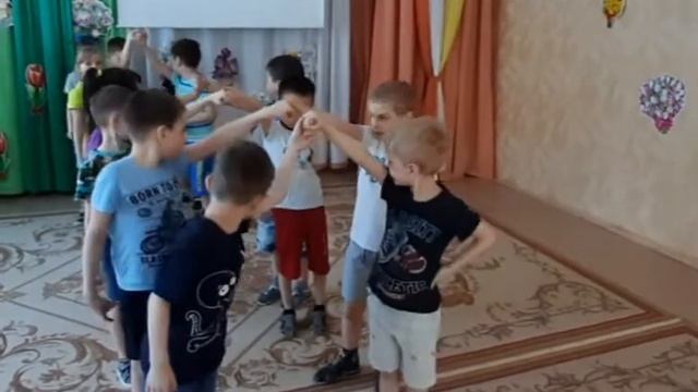 Русские народные игры-видеоролик смотреть онлайн