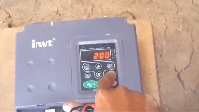 invt inverter 400 Volt Connect in 220 Volt easy at home смотреть онлайн