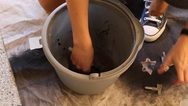 Trying The Graco TC Pro Cordless Paint Sprayer On Furniture смотреть онлайн