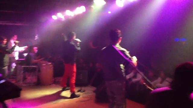 rodrigo martinez y los potros en casona.....,, avi смотреть онлайн