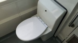 Самое важное место в поезде. Туалет