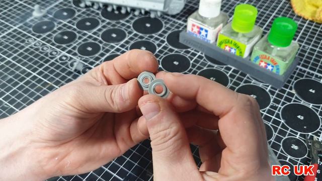 Dragon 1/35 IDF Magach 3 Plastic Model Build PART 1. смотреть онлайн