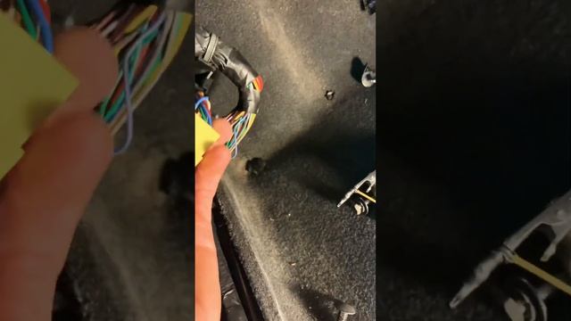 Hyunday Getz плафон багажника не выключается , лампа открытия багажника горит всегда.