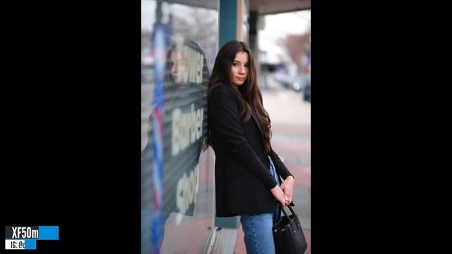 Fujifilm X-T4 XF50mm F1.0 vs Canon R6 RF85mm F1.2 L w/ @rosinashakirova смотреть онлайн