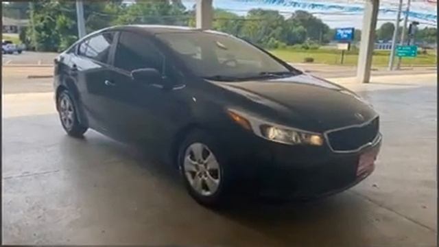 2017 Kia Forte LX in Humboldt, TN 38343-1990 смотреть онлайн