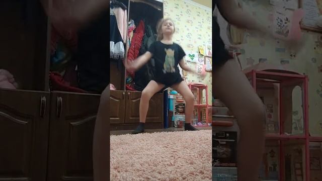 как научится садится на шпагат ❤️ смотреть онлайн