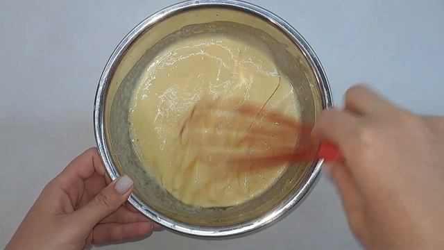 Домашний пирог с замороженными ягодами на ряженке