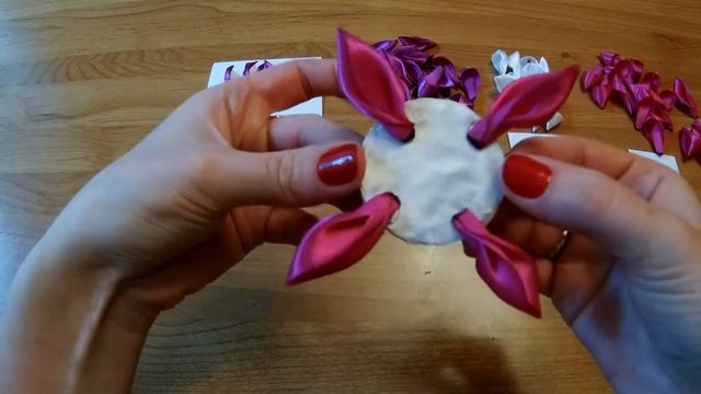 Превосходный цветок из узкой ленты своими руками. смотреть онлайн
