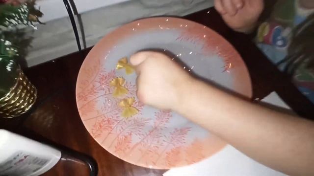 Новогоднее настроение!!! Ëлка из макарон. Нарядная Москва. смотреть онлайн