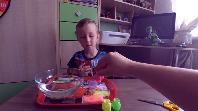 Как сделать попрыгунчик в домашних условиях прыгающий мячик сделай сам смотреть онлайн