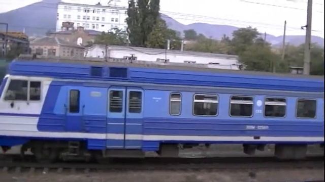 Станция Новороссийск: прибытие электропоезда смотреть онлайн