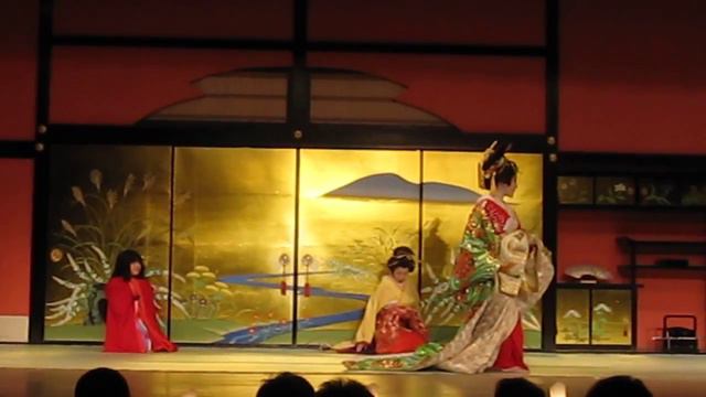Max had a leading role in Kabuki!! смотреть онлайн